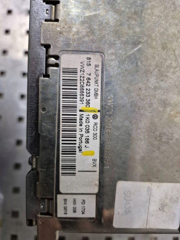 79ad7eda84d0e86d3122a10ad27a1fcd