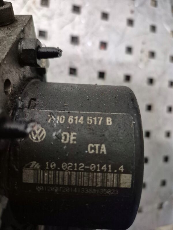 68886a8aba572479c431c750caa763ab