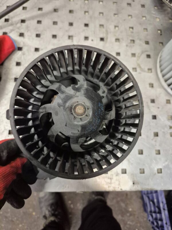 653f96d65c896f458528a3d16995bdb9