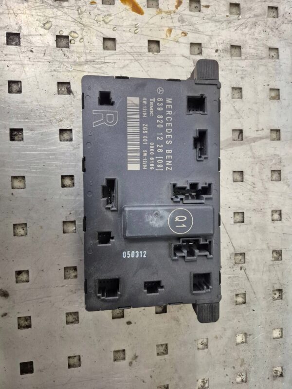 7010c3f0b3dee4de41d88f1a86b958d8