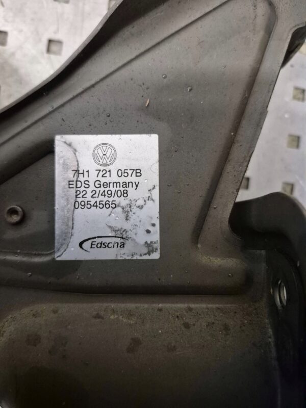 6cf337690abf8c517a1bbaa2abf032ba