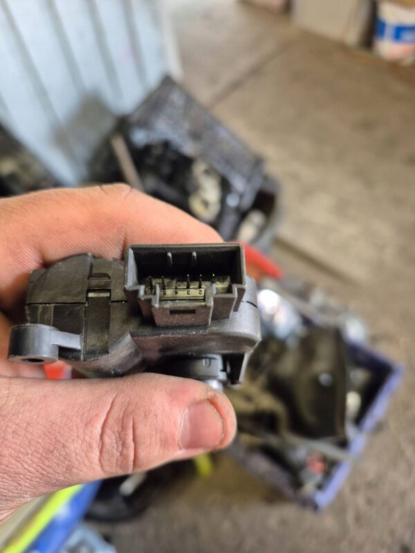 304e9141479247901687d7f42d9302f4