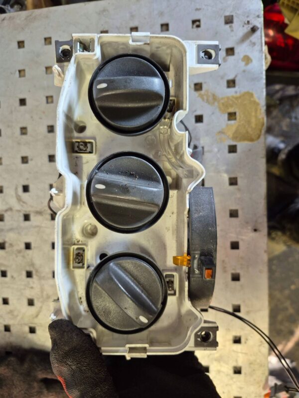 8dc6927f9096d17ed5feebb4e68db641