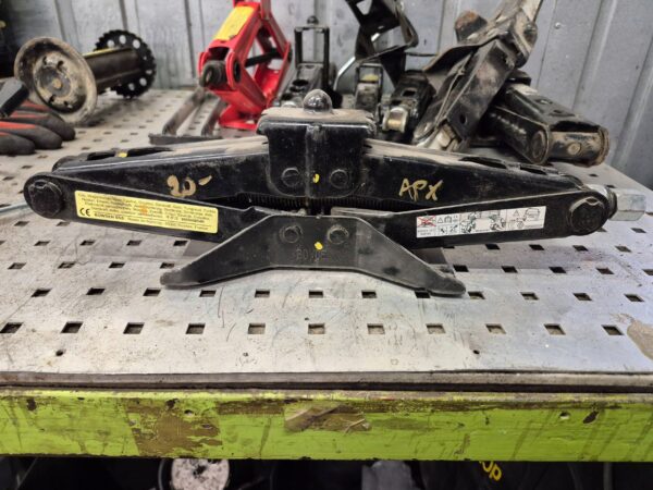 20995bffc6aceb268268ed40201eefe8