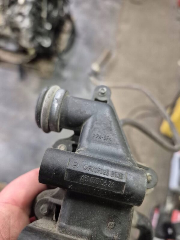 d04ae24d0aa6a96b90a4f72d9767e79e