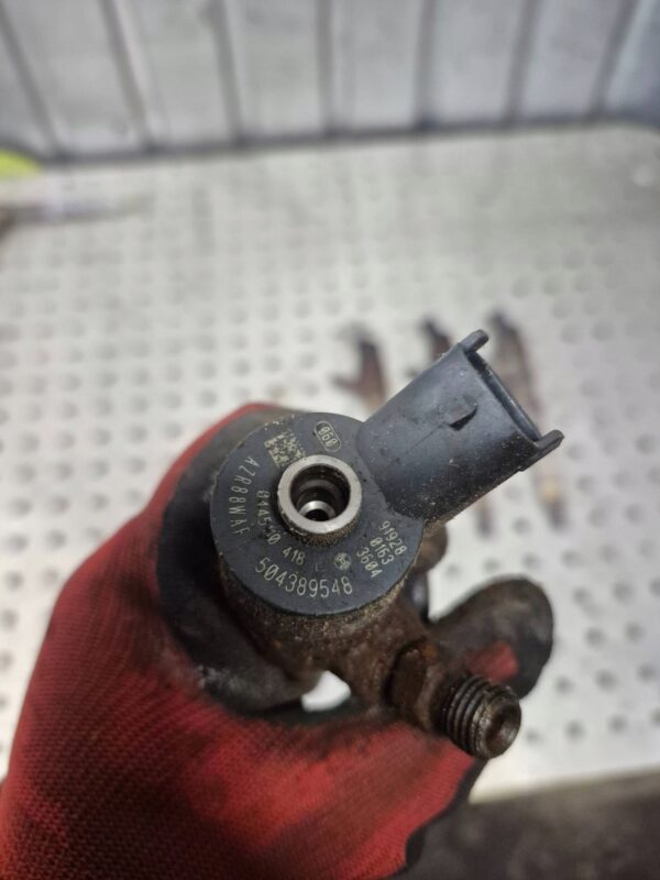 a7db90f2318cb4a16e1a182b560b8989