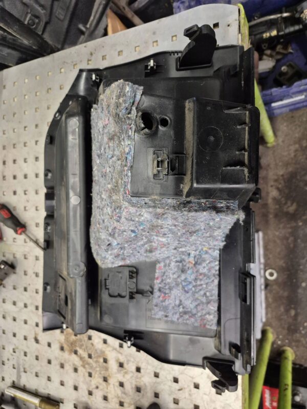 4a00572ad4eaef24600aa05d2b3434d1