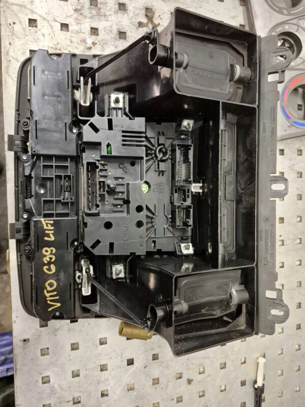 3dbeb511722023df46a74d8ce1f97ab0