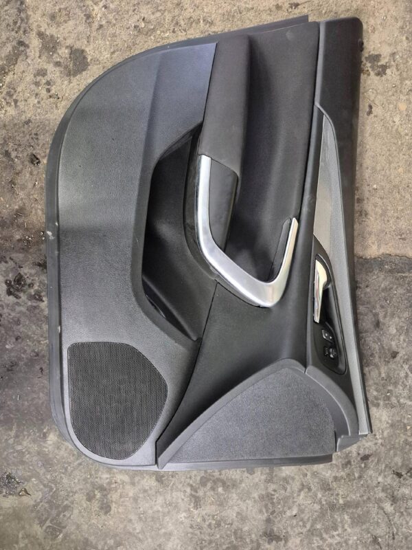 60de0921e1fbf5b176e32318e635090e