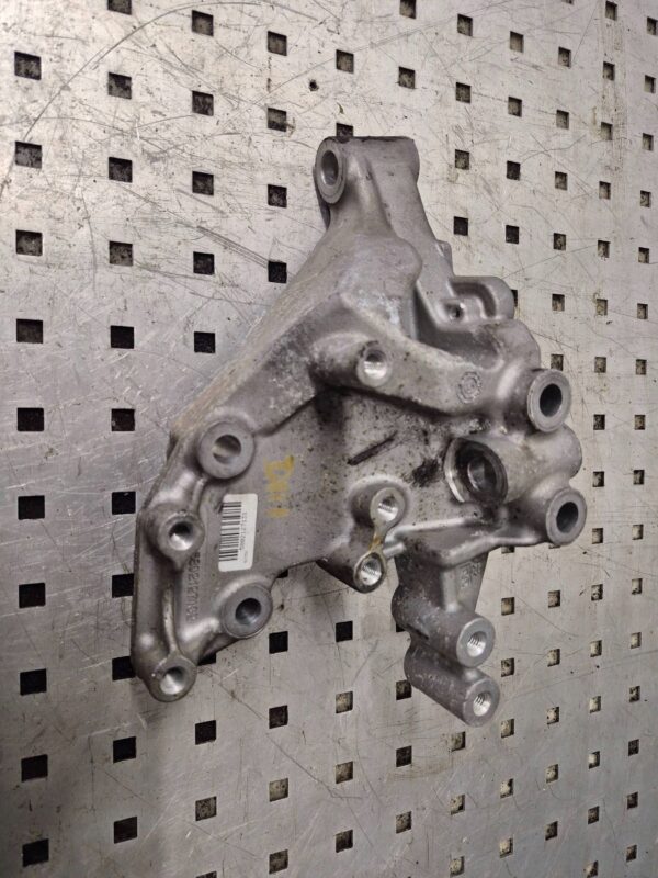 cdbde2af99f177ba8de9040f4d2bd8d0