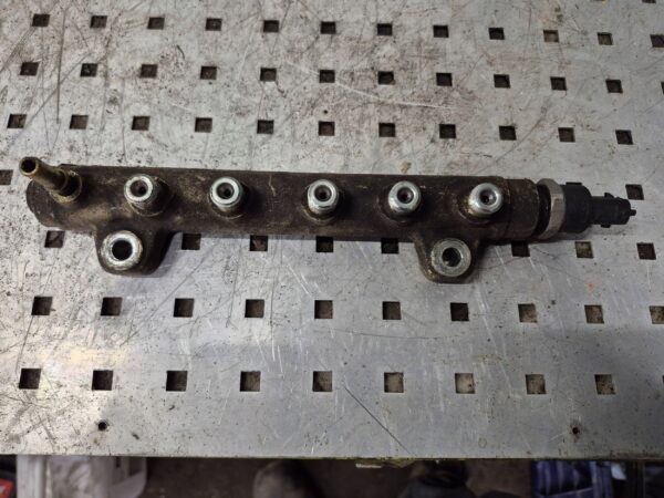 eefa5d0c36ff29c6c39f6876e8cf9bc7