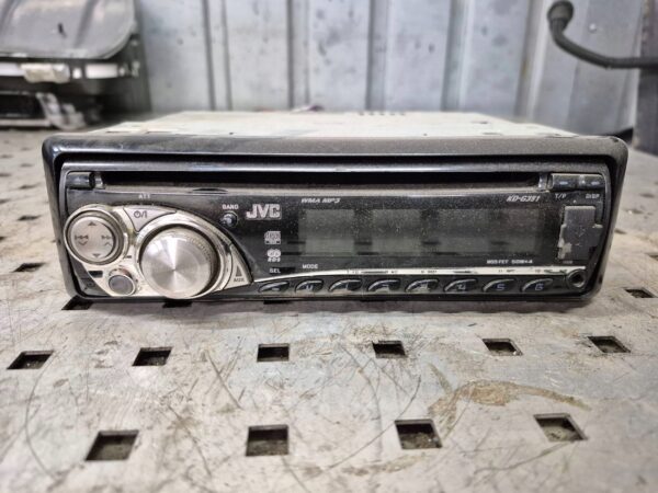 811b7698bac36a46e16b4689d0033b01