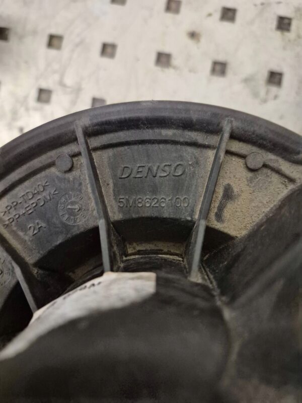 2721123b9c6b7a8480a369ce428469f8