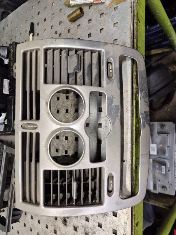 dca60538cf7617601b2726356b93c605