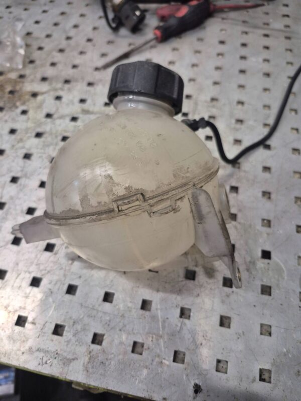 f82c2466c3399d4d8754fe42ea117428