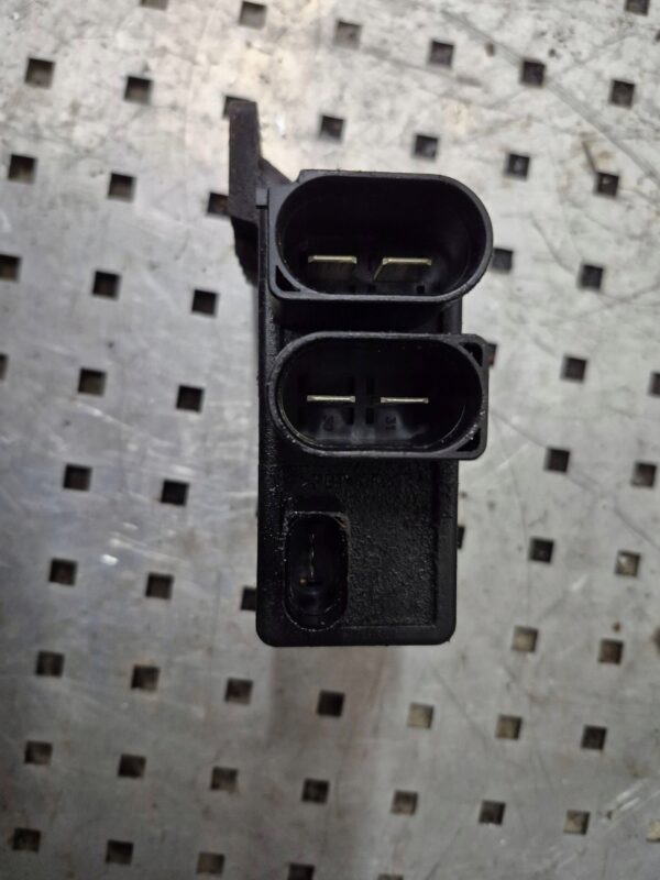 48b9e71f1bcf7dba3cb578b9f80ca1e4