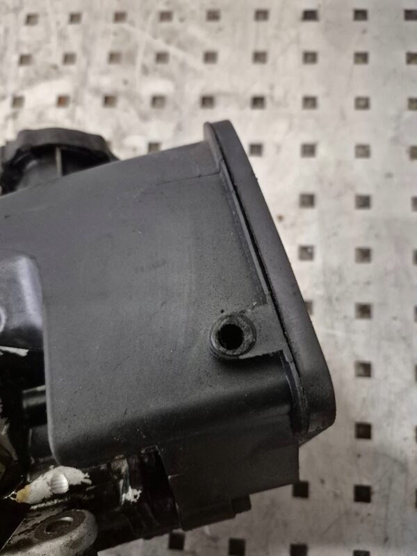 15b72f3e2ef5471298d85adba9c190cd