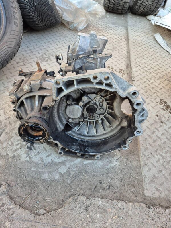 4011ffa518847f51f853adf7396702de