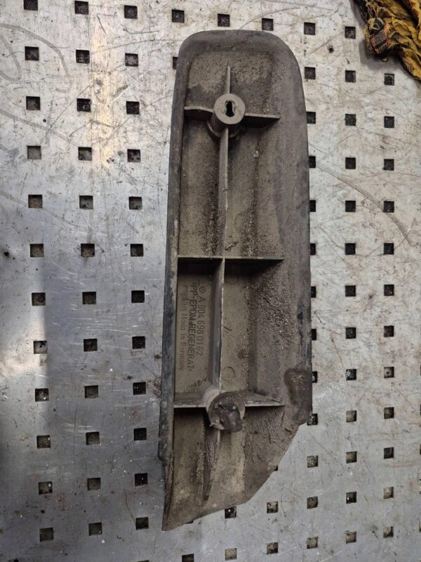 086135caedf6280ca3238bec9de1805e