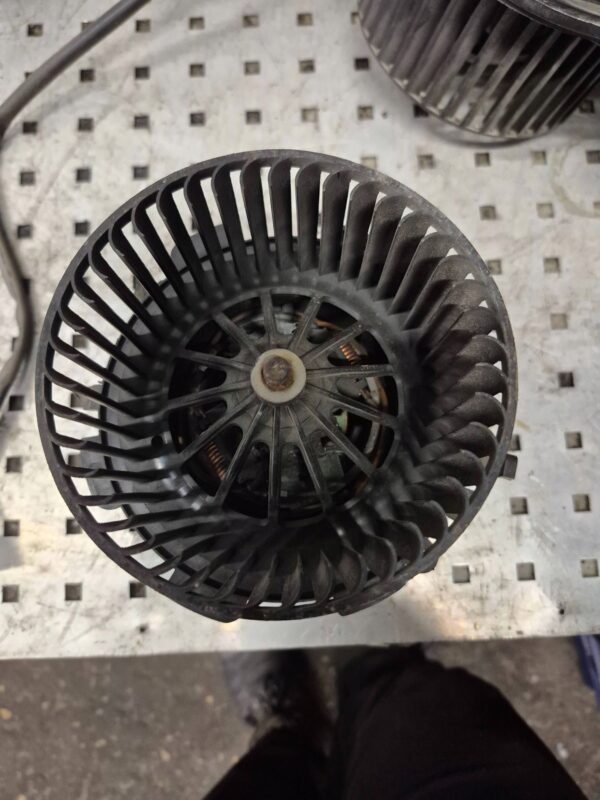 7f3b6bc2159549b4f55b2e1508eacdde