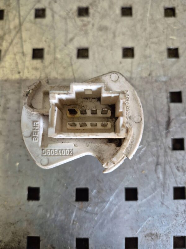 fd3f58c417b6d1d7aeb40cd14d0b8375