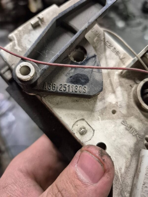 8b68d9d0a34f92b4e7fd767ba259abdc