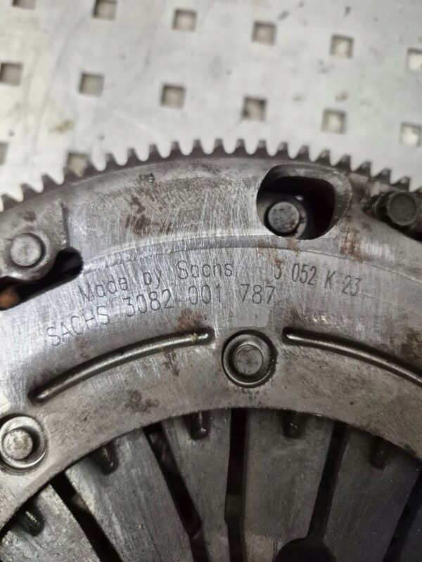 c100842e902e46eb934e95776bc29e04