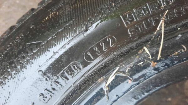 89e811eb4d3e0a122f0283fad4fd6bb5