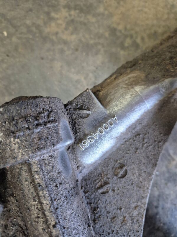 ef4ffb664488155d46895a2cf965ee72