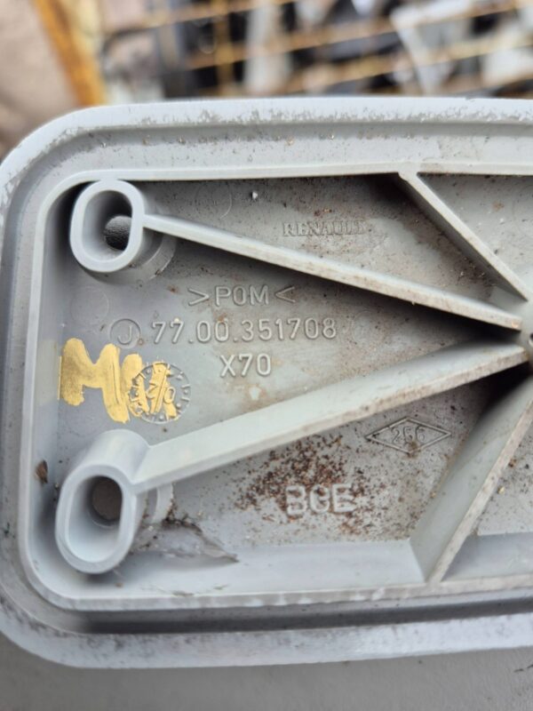 9cc68bfb72559d4eeecf136eaa57a7ff