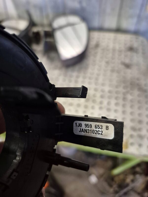 a89702d6ea5228d02c70dd102999e63f