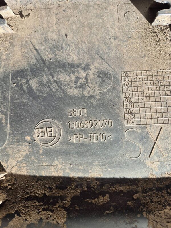 9b79a4146f53536a0adc34a9f2e9b552