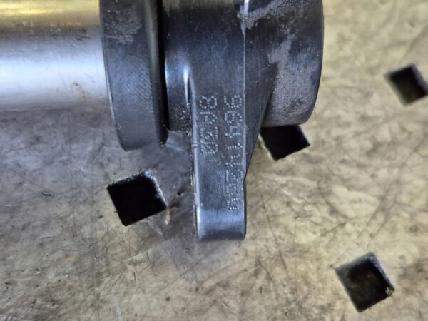 57048d5205bd6ed83126348d32936039