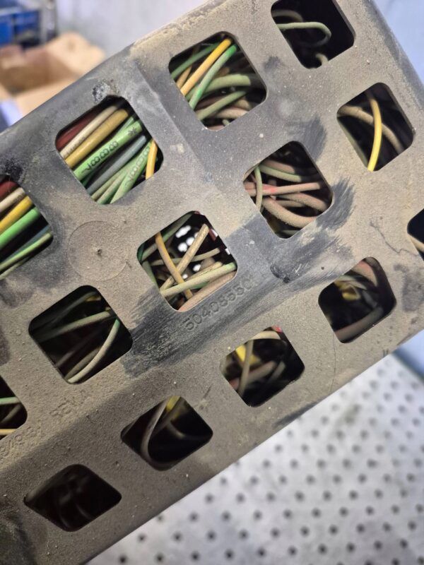 5f303afcb8b78e704bc2d4d050dd3a4f