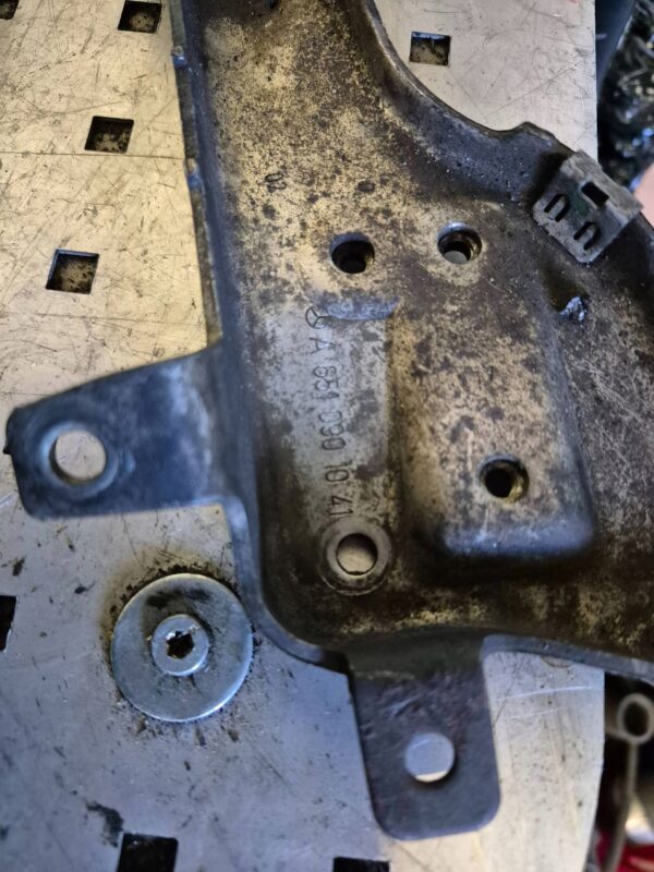 d93e01a65cac85aff727aaffa5252207