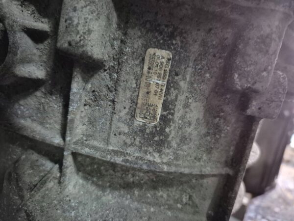 c76ff6d11a4eabf5692995068507b6e8