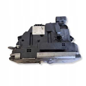 c669affe716d3680e3c35469e83c3e27