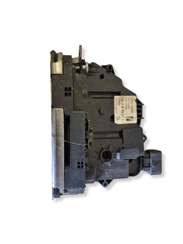 bcb8ad013eb768e2c74a87d3b7885c28