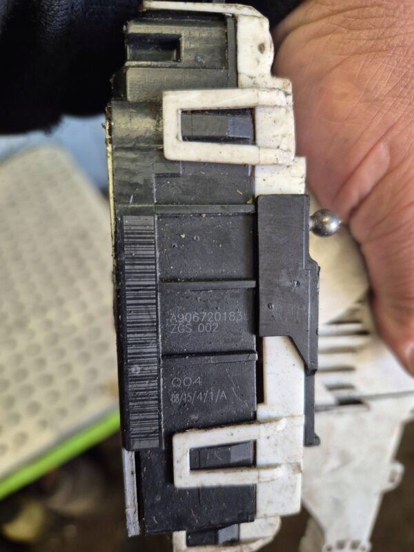 bf1bf01df0068bc6f3befbff1e76e376