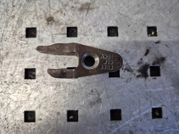 8ec3c36a6e5b1e712dc53de283f60feb