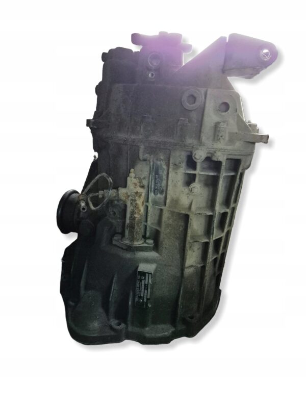 d2ca7d5774a4b609cd23270ef932d050