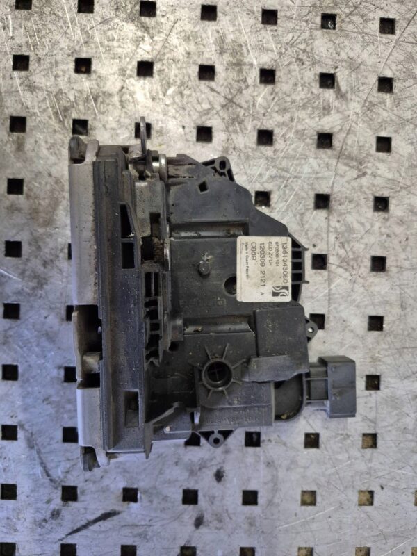 8112c1f5599f4d5e1c30a20acff004a2