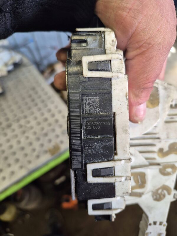 2990c9526fd08d636f5e5a6f85ef50fd