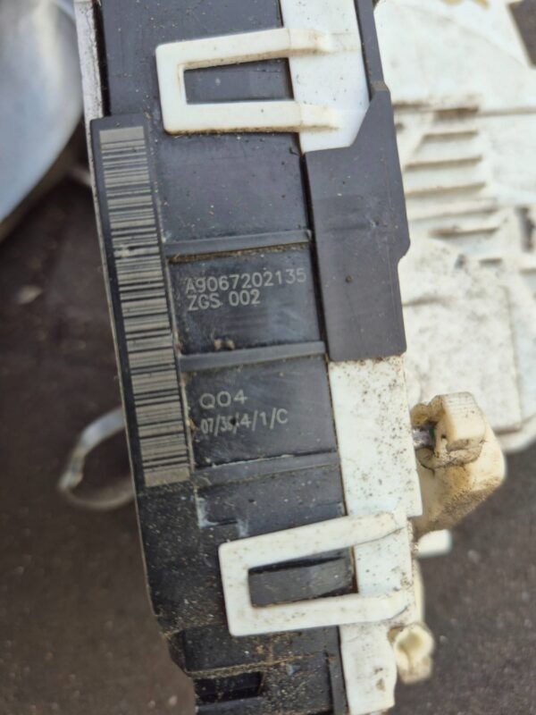 dfb89801b73d9e788a02c80b8851d1ed