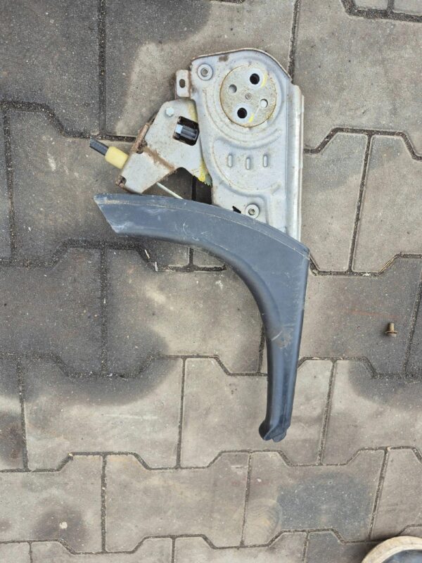 e2900978e4571c5175b3de1c69d7a978