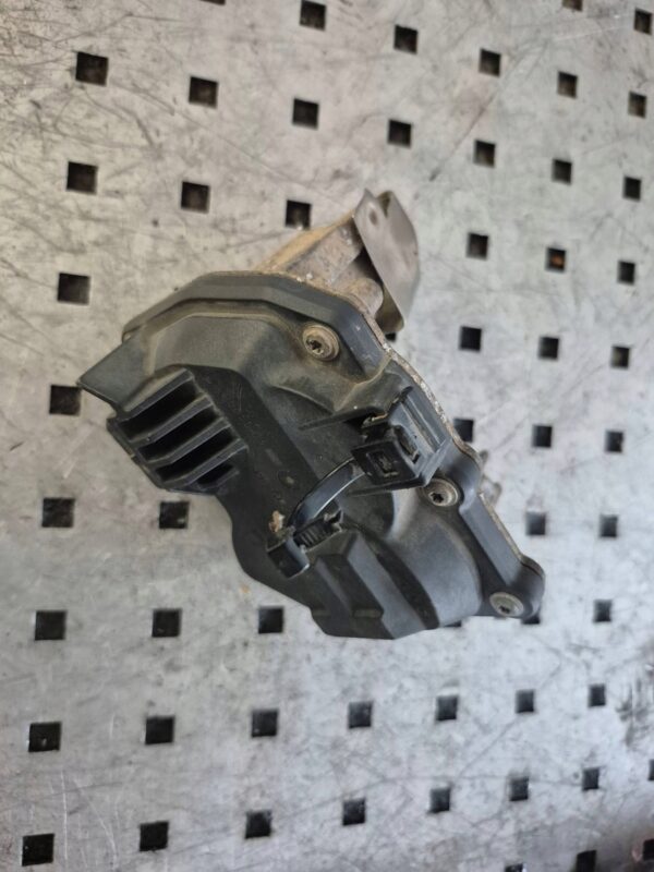 ebe8cd400bcf80d22851a399e529d6eb
