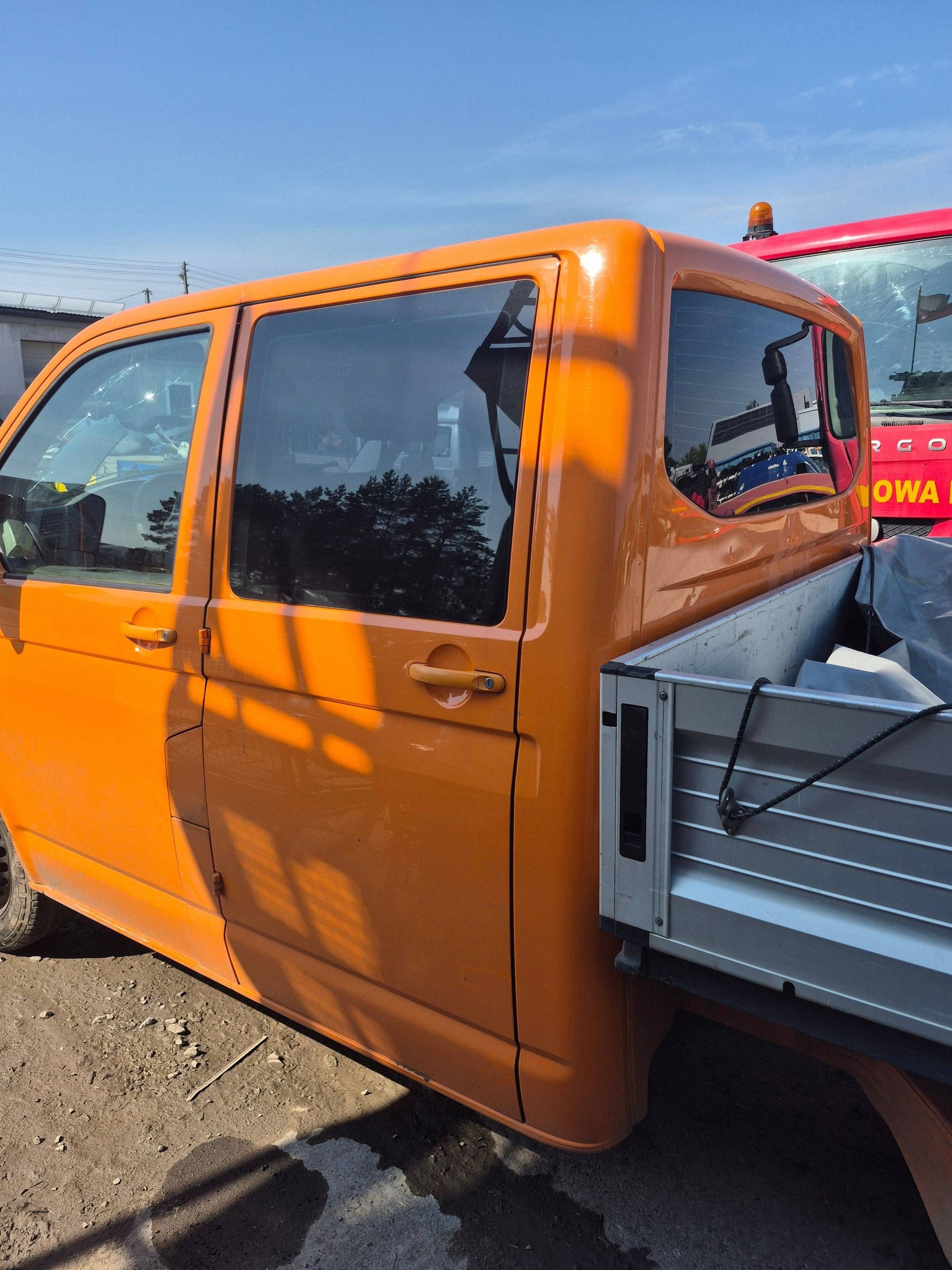 ĆWIARTKA LEWY TYŁ VW T5 03-15 DOKA