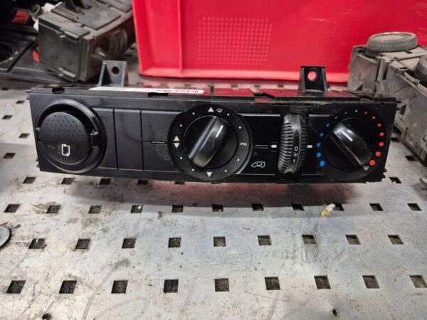 ae5eeb4fca39a0c6b8777663ae1b5426.jpg 421417a6d441204c8b2deab96d525dd8